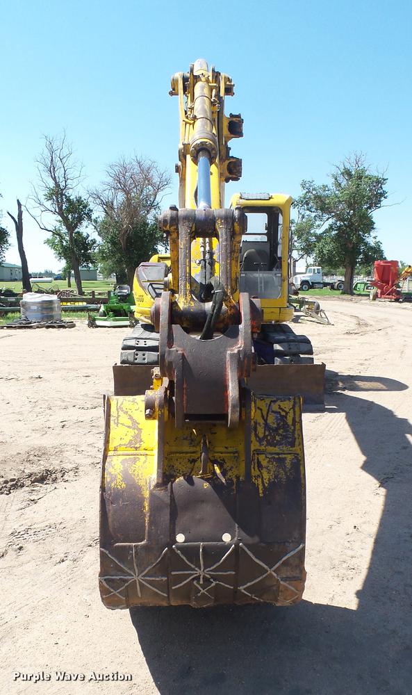 image for item DA7965 1996 Komatsu PC128-UU excavator