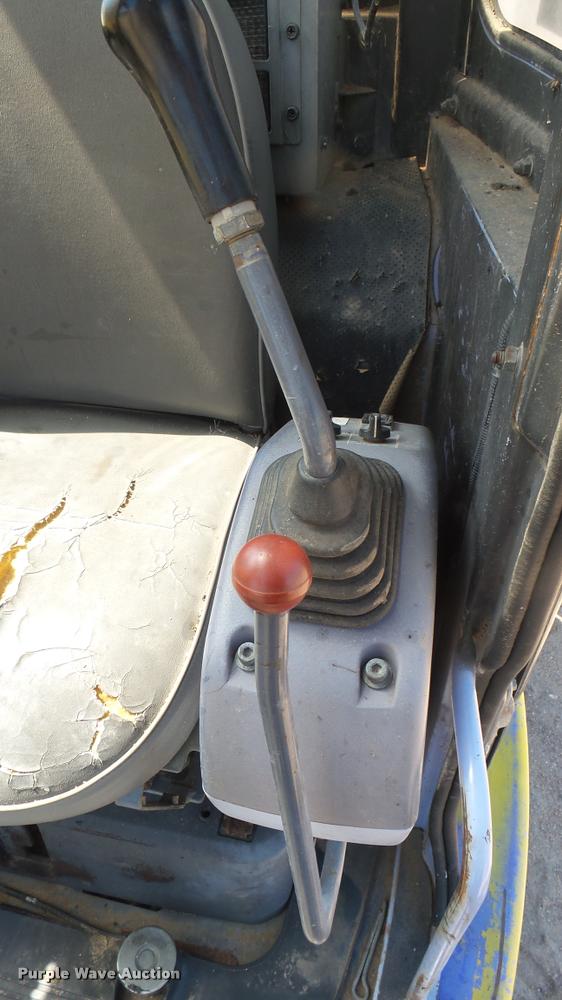 image for item DA7965 1996 Komatsu PC128-UU excavator