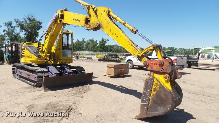 image for item DA7965 1996 Komatsu PC128-UU excavator