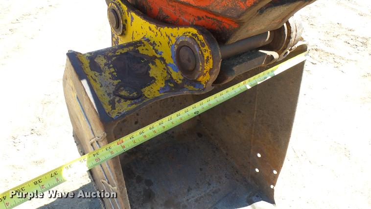 image for item DA7965 1996 Komatsu PC128-UU excavator