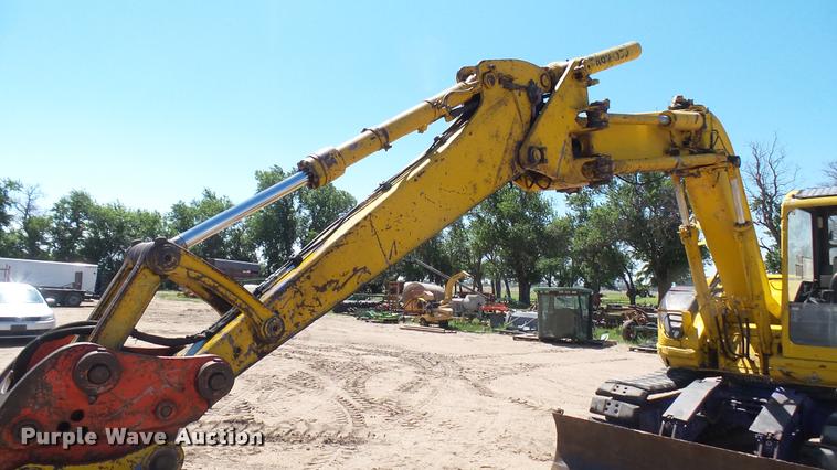 image for item DA7965 1996 Komatsu PC128-UU excavator