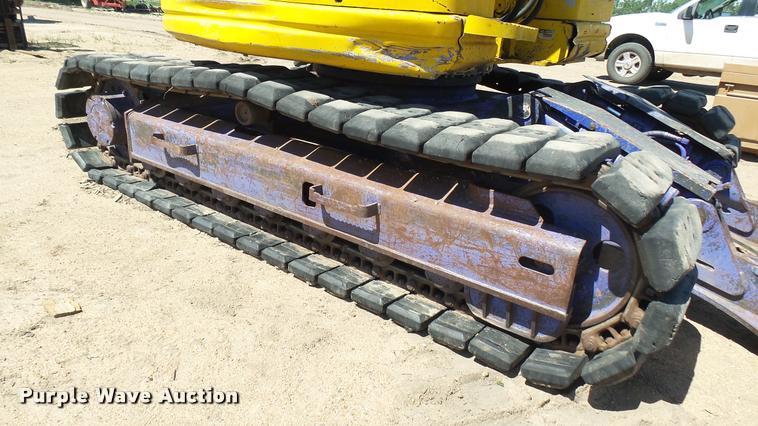 image for item DA7965 1996 Komatsu PC128-UU excavator