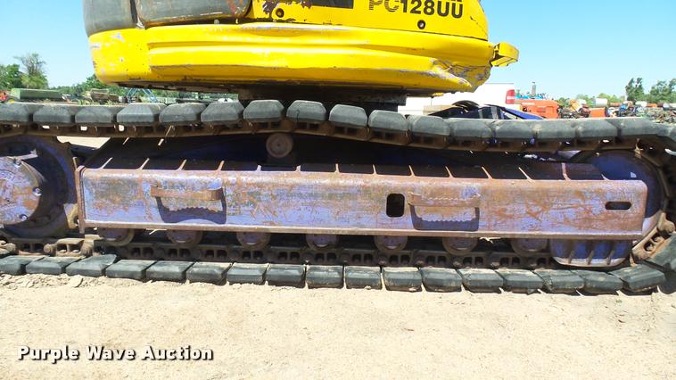 image for item DA7965 1996 Komatsu PC128-UU excavator