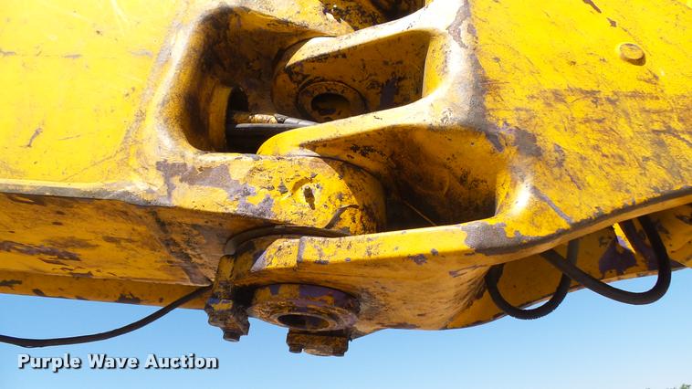 image for item DA7965 1996 Komatsu PC128-UU excavator