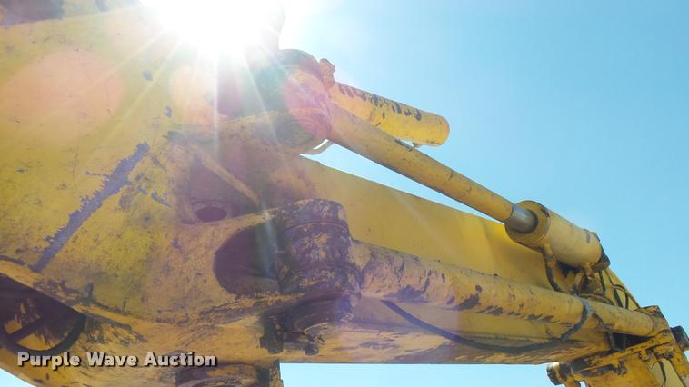 image for item DA7965 1996 Komatsu PC128-UU excavator