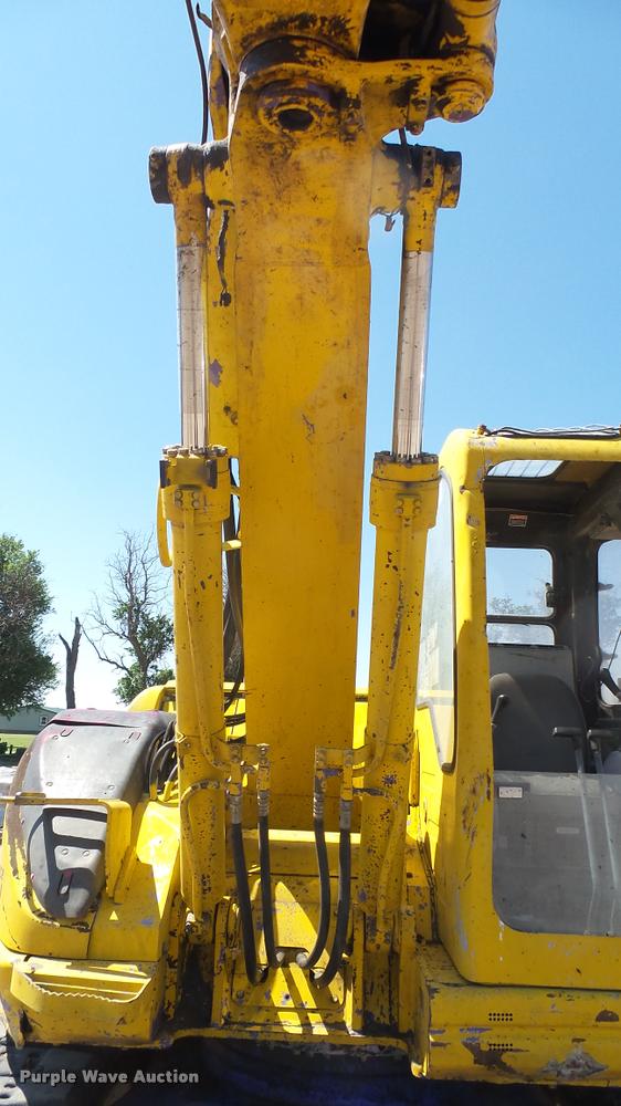 image for item DA7965 1996 Komatsu PC128-UU excavator