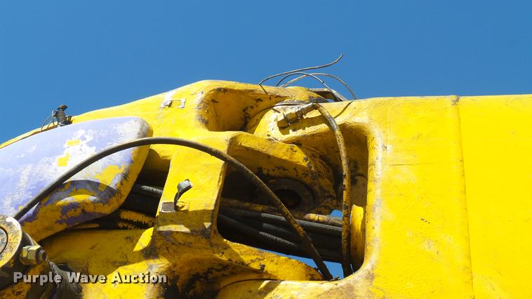 image for item DA7965 1996 Komatsu PC128-UU excavator