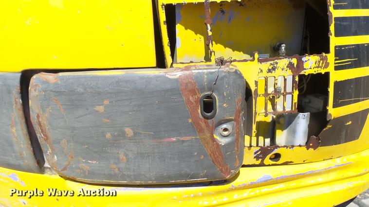 image for item DA7965 1996 Komatsu PC128-UU excavator