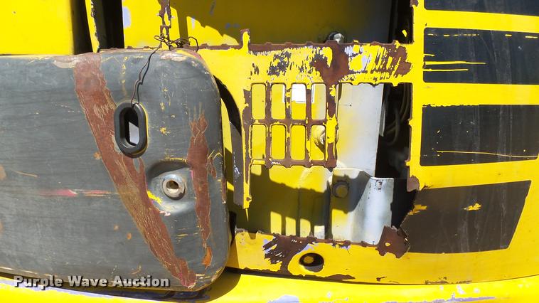 image for item DA7965 1996 Komatsu PC128-UU excavator