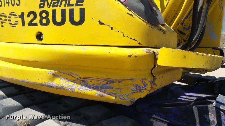 image for item DA7965 1996 Komatsu PC128-UU excavator