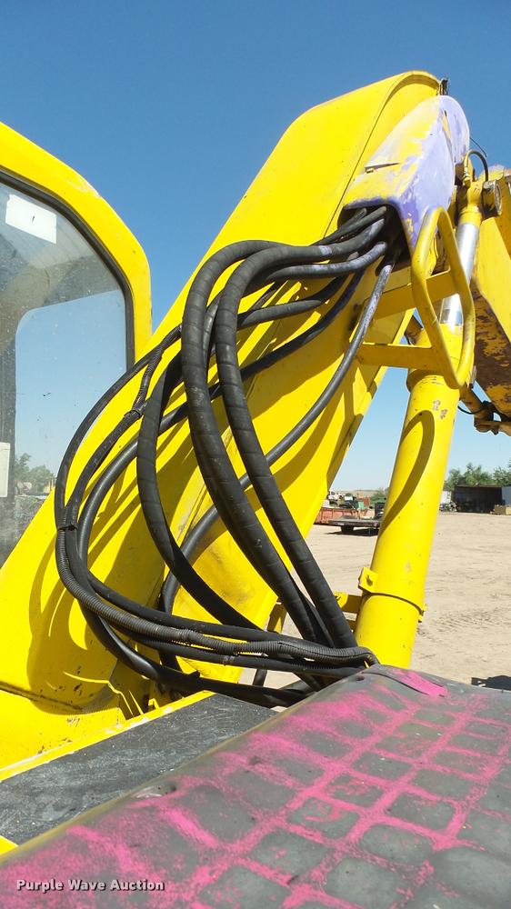 image for item DA7965 1996 Komatsu PC128-UU excavator