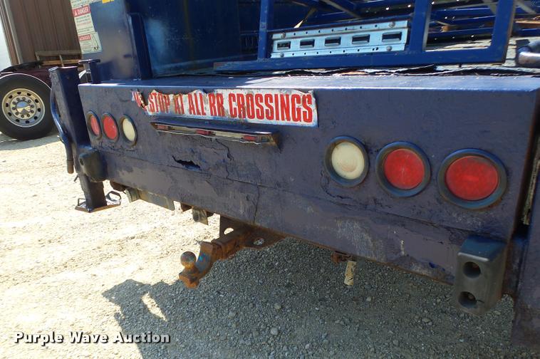 image for item DB1334 2006 Ford F550 Super Duty utility truck with crane