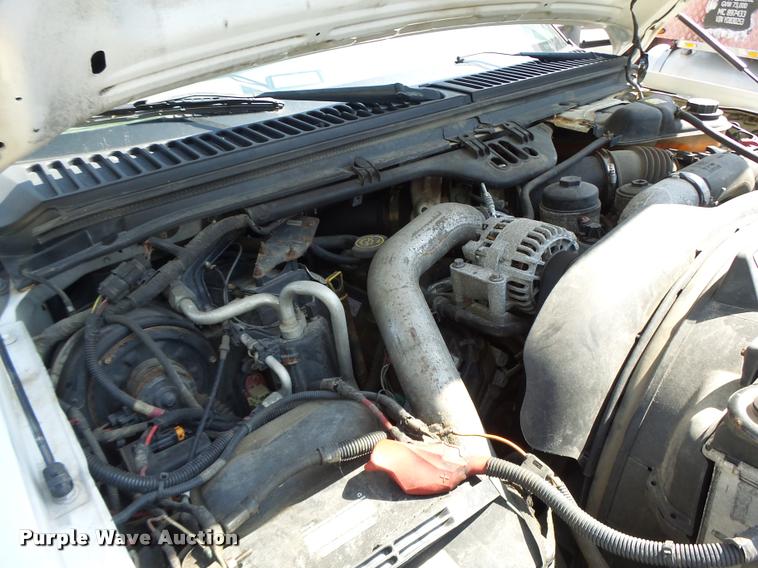 image for item DB1334 2006 Ford F550 Super Duty utility truck with crane