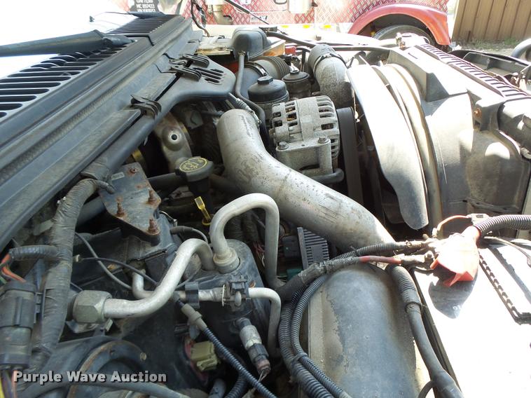 image for item DB1334 2006 Ford F550 Super Duty utility truck with crane