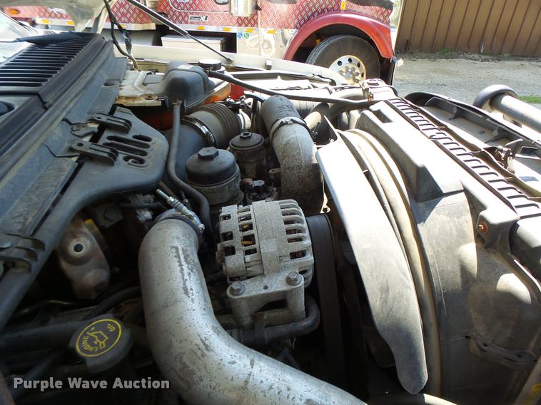 image for item DB1334 2006 Ford F550 Super Duty utility truck with crane