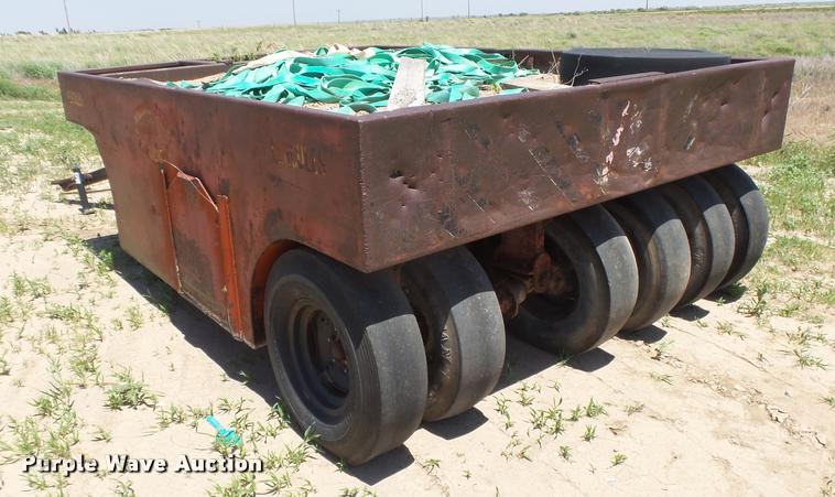 image for item DB2627 Hercules PT-13 pneumatic roller