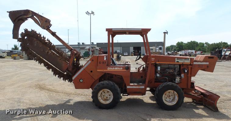 image for item DB4035 1985 Ditch Witch 6510DD trencher