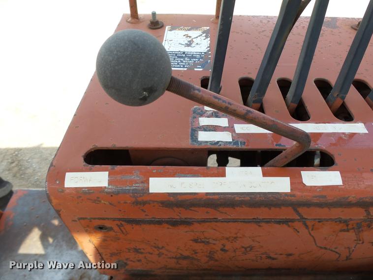 image for item DB4035 1985 Ditch Witch 6510DD trencher