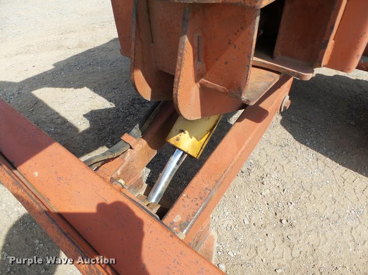 image for item DB4035 1985 Ditch Witch 6510DD trencher
