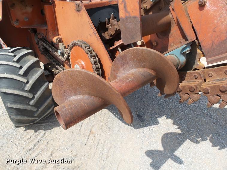 image for item DB4035 1985 Ditch Witch 6510DD trencher