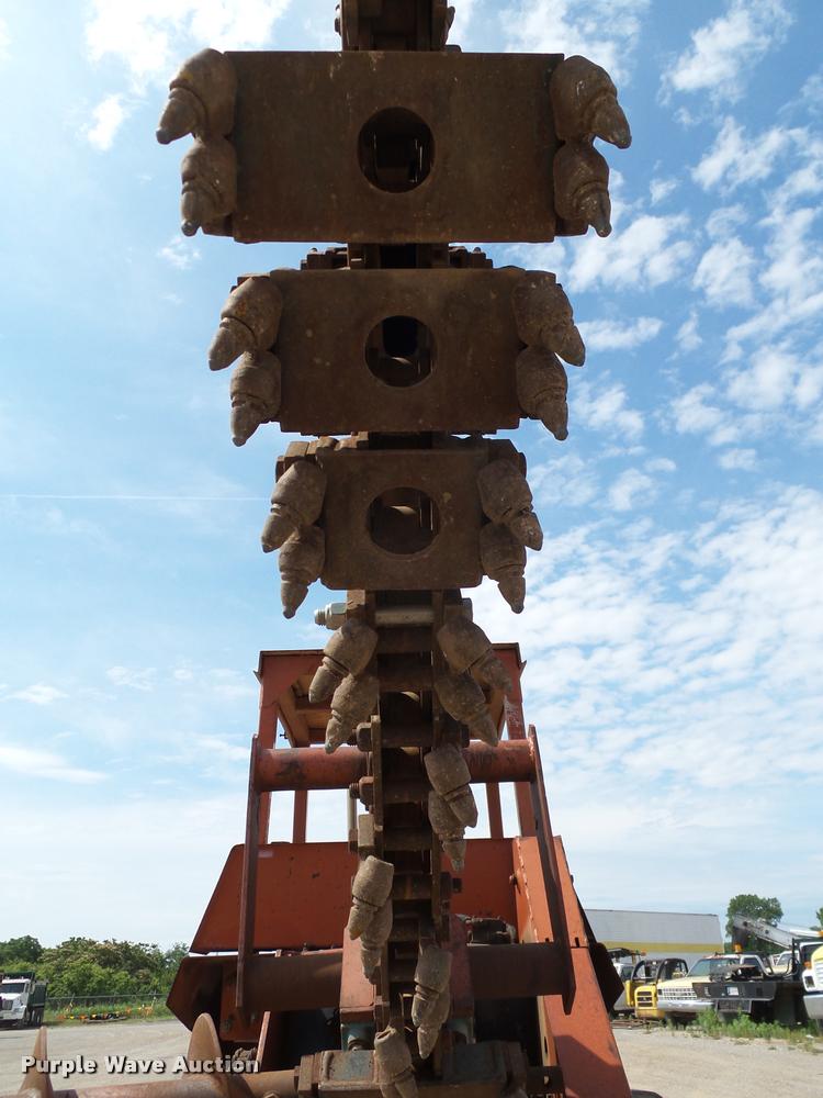 image for item DB4035 1985 Ditch Witch 6510DD trencher