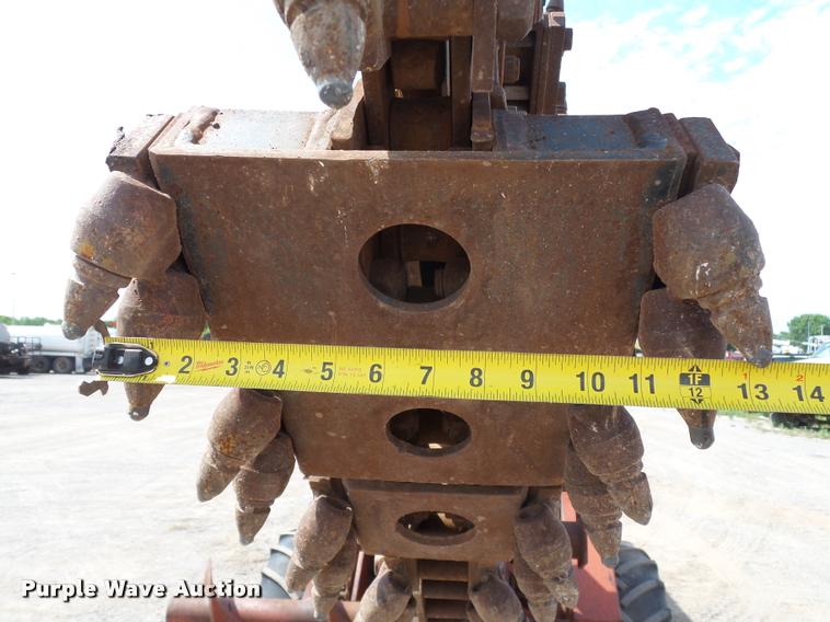 image for item DB4035 1985 Ditch Witch 6510DD trencher