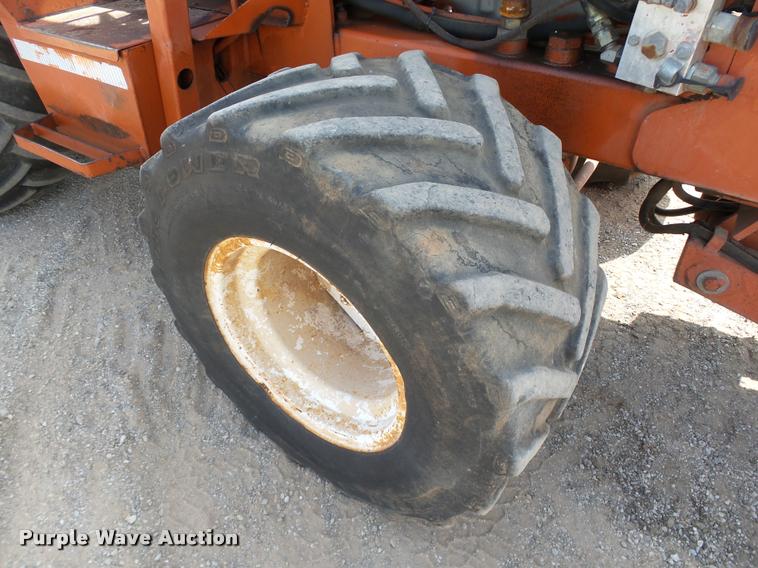 image for item DB4035 1985 Ditch Witch 6510DD trencher