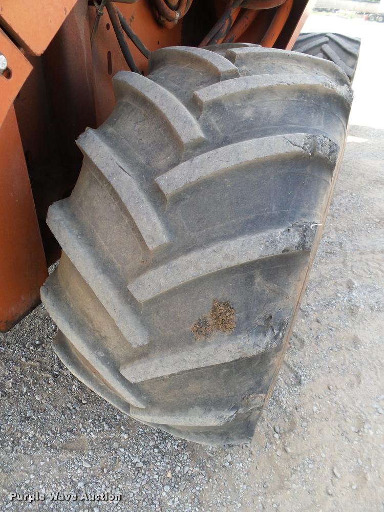 image for item DB4035 1985 Ditch Witch 6510DD trencher