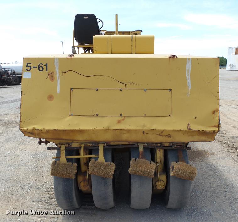 image for item DB4038 1992 Caterpillar PS-180 pneumatic roller