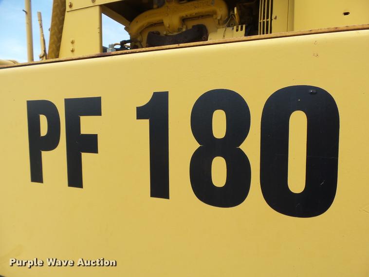 image for item DB4038 1992 Caterpillar PS-180 pneumatic roller