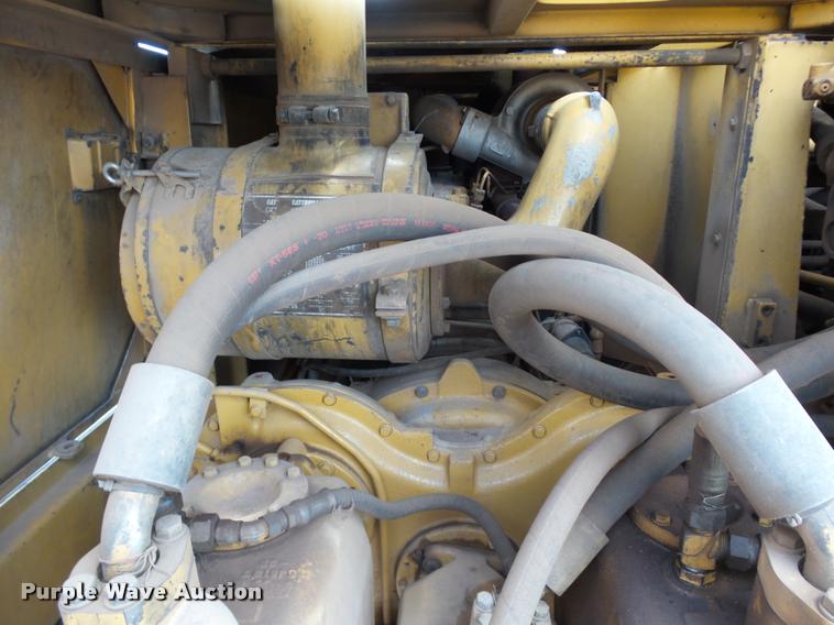 image for item DB4040 1990 Caterpillar 235C excavator