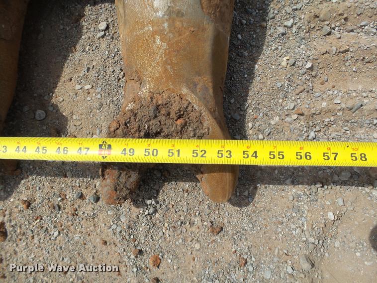 image for item DB4040 1990 Caterpillar 235C excavator