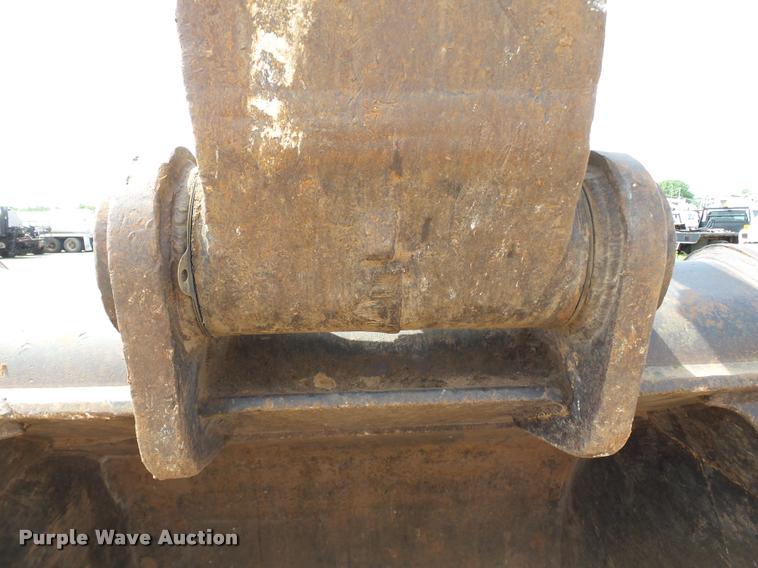 image for item DB4040 1990 Caterpillar 235C excavator