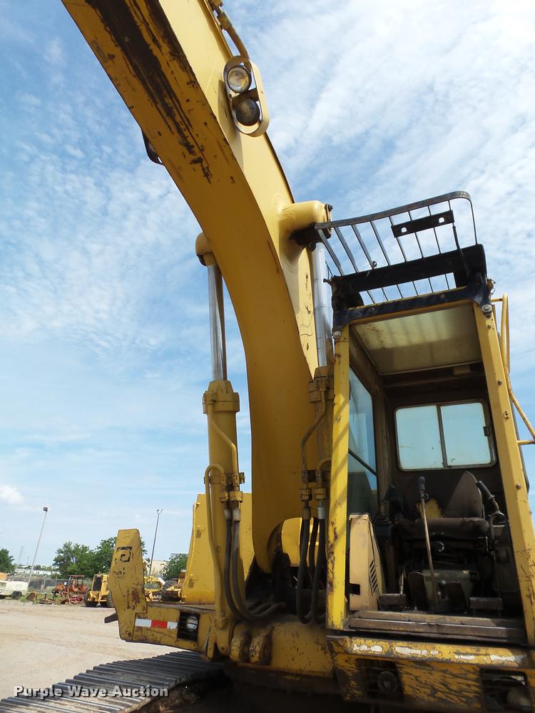 image for item DB4040 1990 Caterpillar 235C excavator