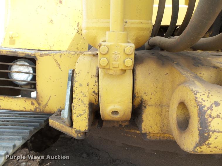 image for item DB4040 1990 Caterpillar 235C excavator