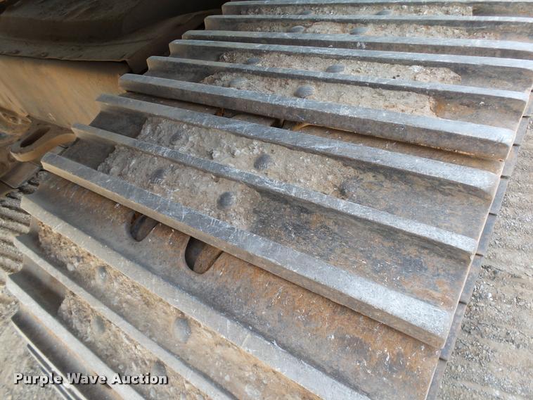 image for item DB4040 1990 Caterpillar 235C excavator