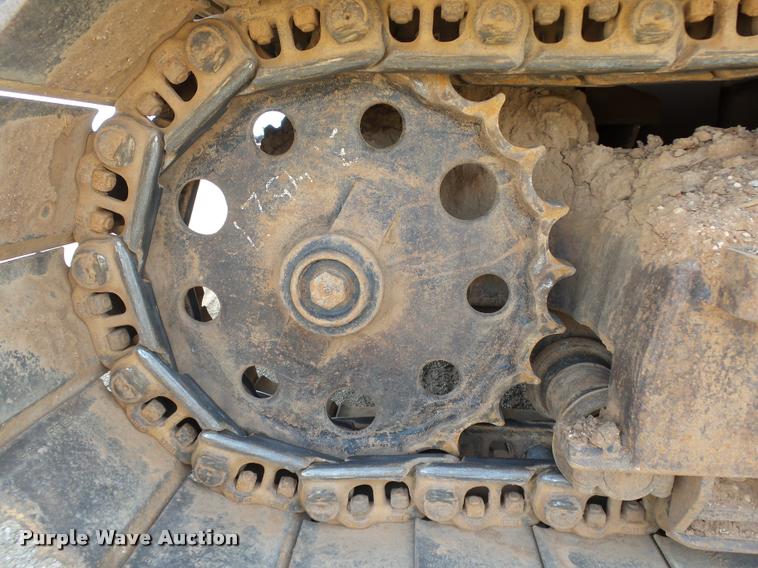 image for item DB4040 1990 Caterpillar 235C excavator