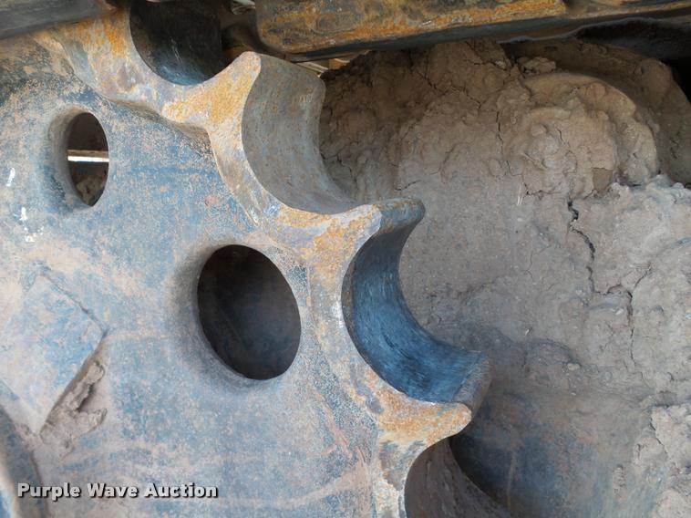 image for item DB4040 1990 Caterpillar 235C excavator