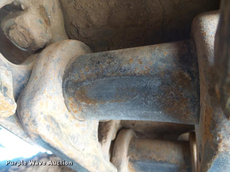 image for item DB4040 1990 Caterpillar 235C excavator