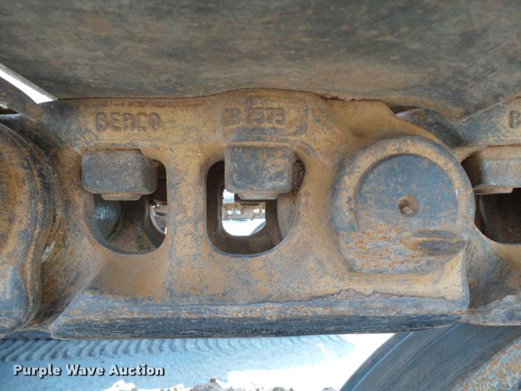 image for item DB4040 1990 Caterpillar 235C excavator