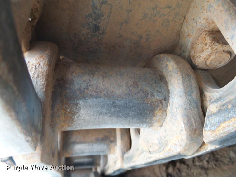 image for item DB4040 1990 Caterpillar 235C excavator
