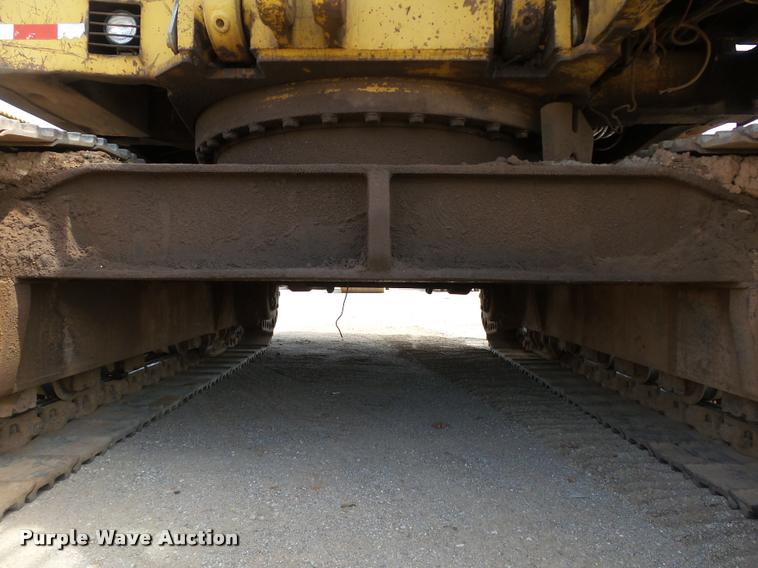 image for item DB4040 1990 Caterpillar 235C excavator