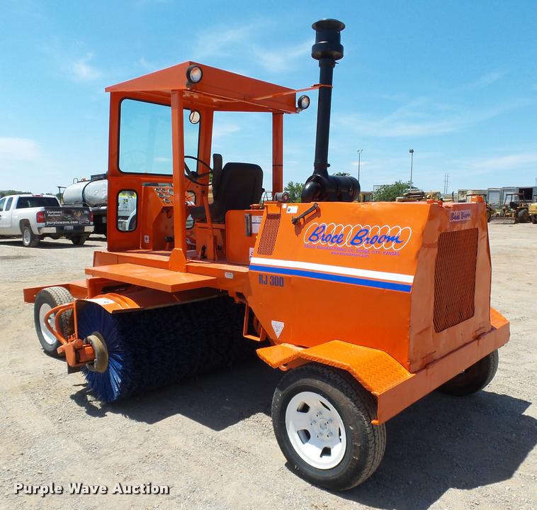 image for item DB4041 1994 Broce RJ300 broom