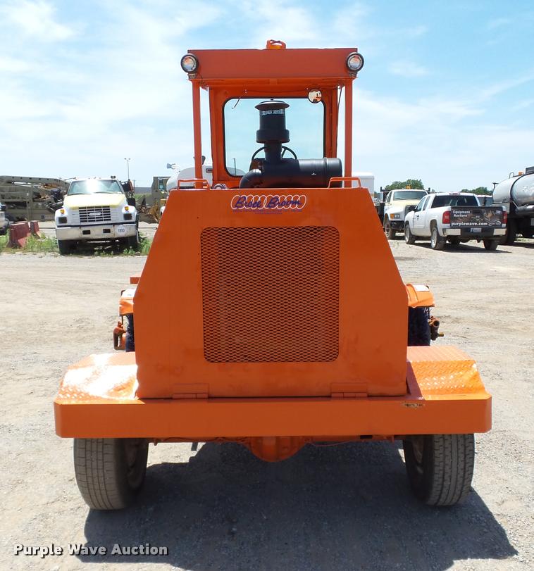 image for item DB4042 1992 Broce RJ300 broom