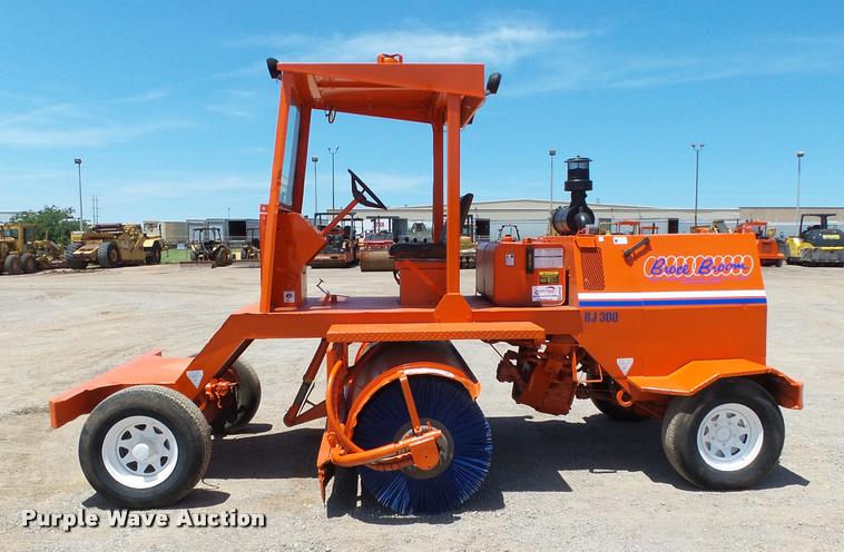 image for item DB4042 1992 Broce RJ300 broom