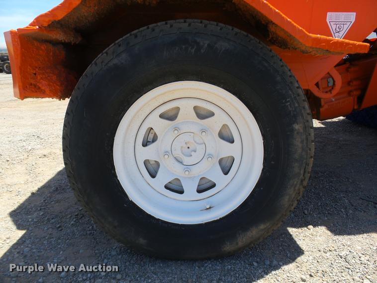 image for item DB4042 1992 Broce RJ300 broom