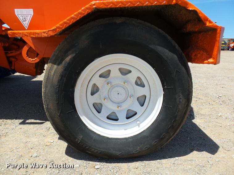 image for item DB4042 1992 Broce RJ300 broom