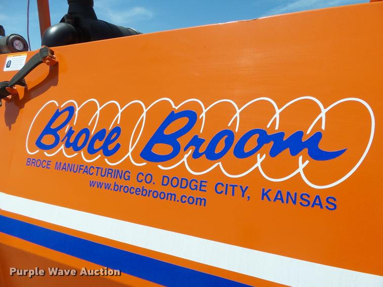 image for item DB4042 1992 Broce RJ300 broom