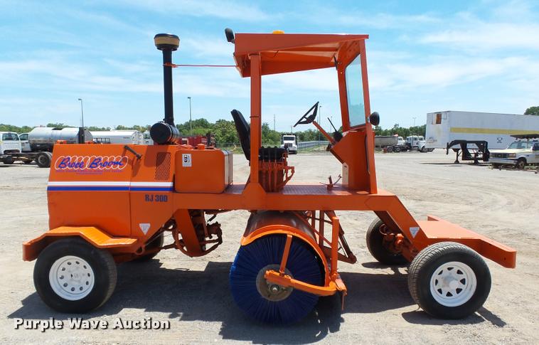 image for item DB4043 1995 Broce RJ300 broom