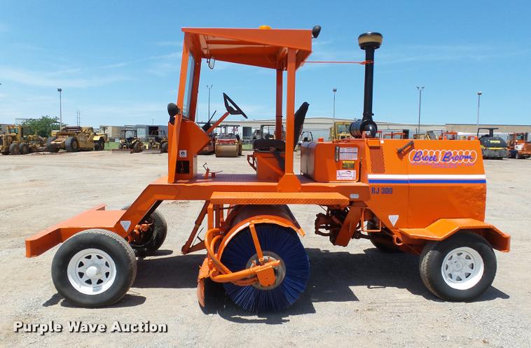 image for item DB4043 1995 Broce RJ300 broom